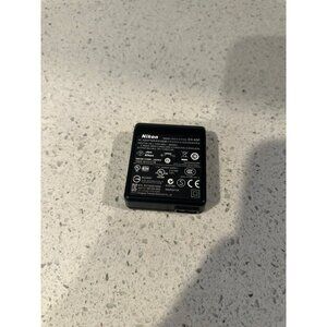 Nikon EH-68P‎ Charger AC Adapter Power Supply Retractable Wall Plug Genuine OEM